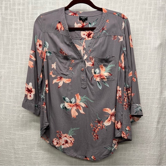 Torrid Harper Grey Floral Challis Pullover 3/4 Sleeve Blouse - Plus Size 00 - Picture 3 of 9